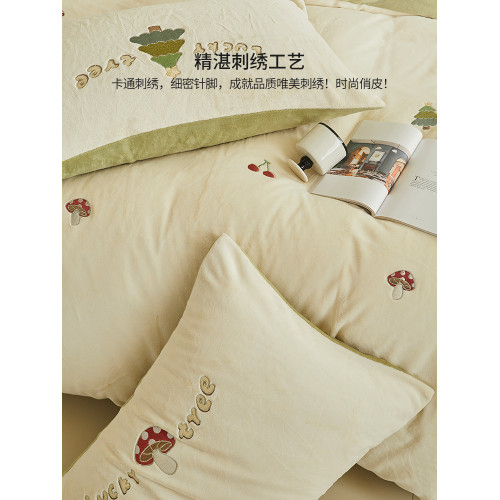 可愛牛奶絨四件套2025新款冬季加厚珊瑚絨被套床單法萊絨床上用品