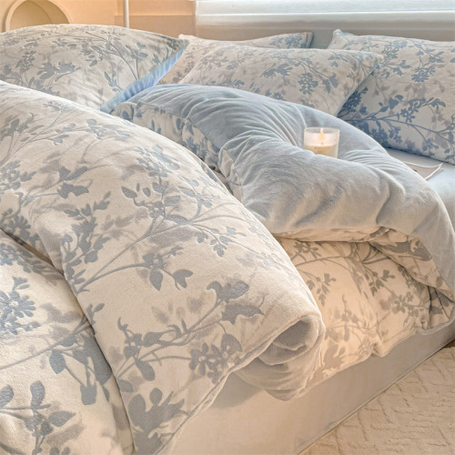 冬季速暖四件套加厚珊瑚牛奶絨被罩裸睡雕花雙面加絨家用2024新款