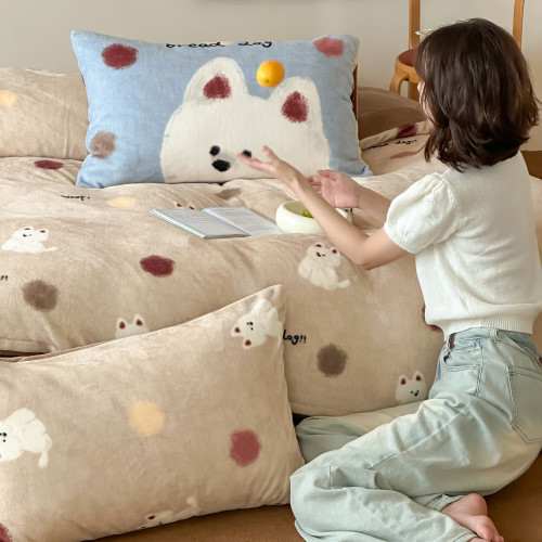 【泡芙狗】秋冬牛奶絨四件套卡通可愛少女心加絨保暖宿捨三件套