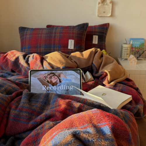 【花臉貓】落日橘海！秋冬加厚博主風牛奶絨柔軟仿羊毛絨四件套