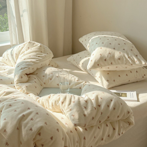 【花臉貓】甜心集！秋冬少女心蝴蝶結加厚親膚牛奶絨保暖四件套