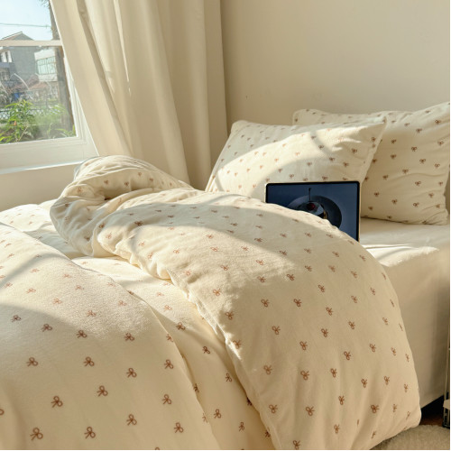 【花臉貓】甜心集！秋冬少女心蝴蝶結加厚親膚牛奶絨保暖四件套