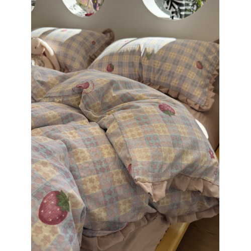 田園風草莓地方純棉超軟全棉四件套水洗棉被套床單宿捨三件套床品 田園風草莓地方純棉超軟全棉四件套水洗棉被套床單宿捨三件套床品