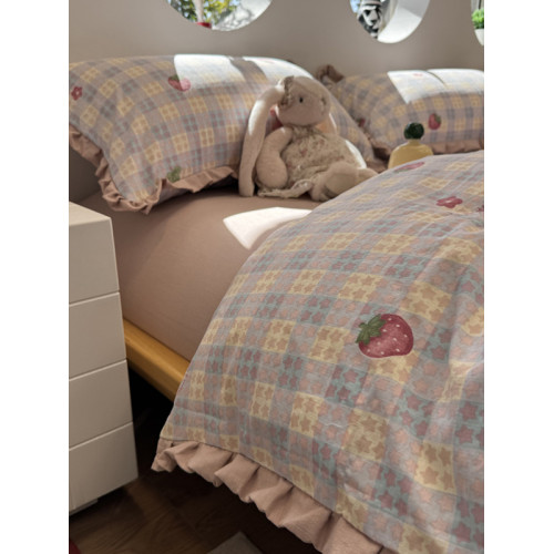 田園風草莓地方純棉超軟全棉四件套水洗棉被套床單宿捨三件套床品 田園風草莓地方純棉超軟全棉四件套水洗棉被套床單宿捨三件套床品