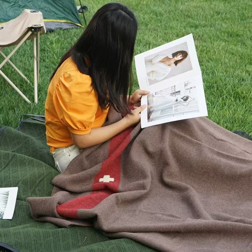 瑞士軍版羊毛毯復古咖啡色野營毯保暖毛毯瑞士軍毯露營可攜式睡袋毯