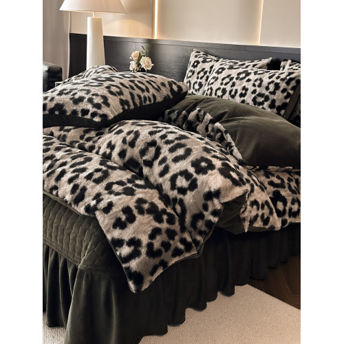 2025出口全球兔兔絨印花牛奶絨四件套冬季加厚床單床蓋雙面絨被套