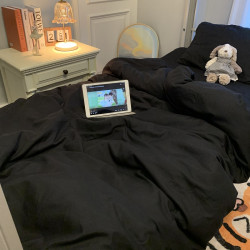 ins北歐簡約純黑色床品四件套四季款男士宿捨床單人被套1.5三件套