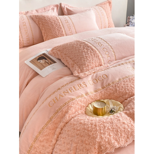 小紅書推薦裸睡加厚牛奶絨刺綉床上四件套珊瑚寶寶絨床單被套床包