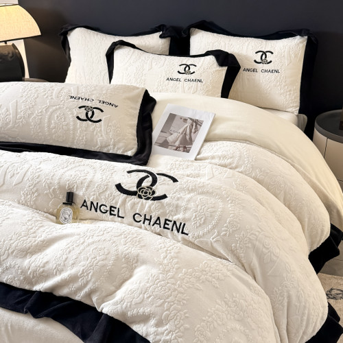 5D雕花牛奶絨冬季加厚床上四件套歐式輕奢刺綉雙面絨保暖花邊被套