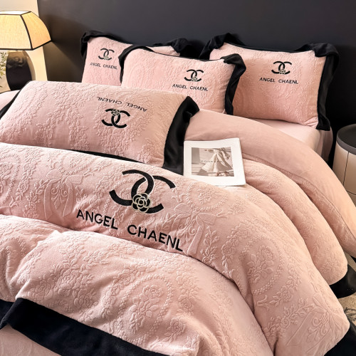 5D雕花牛奶絨冬季加厚床上四件套歐式輕奢刺綉雙面絨保暖花邊被套