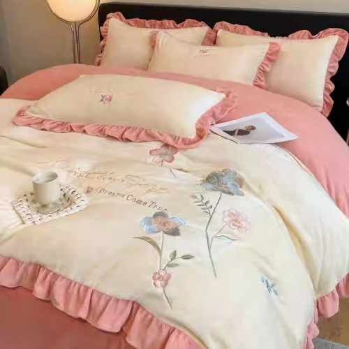 公主風刺綉加厚牛奶絨四件套純色花邊法萊絨床單被套加絨床罩被罩 公主風刺綉加厚牛奶絨四件套純色花邊法萊絨床單被套加絨床罩被罩