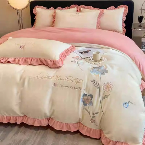 公主風刺綉加厚牛奶絨四件套純色花邊法萊絨床單被套加絨床罩被罩 公主風刺綉加厚牛奶絨四件套純色花邊法萊絨床單被套加絨床罩被罩