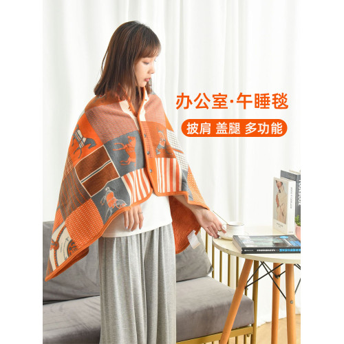 冬季鬥篷式小毯子工位辦公室午睡毯披肩毯毛毯兩用午休車用小蓋毯