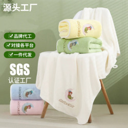 玉顔珊瑚絨浴巾不掉毛綉花大浴巾加厚裹巾超級吸水沙灘巾