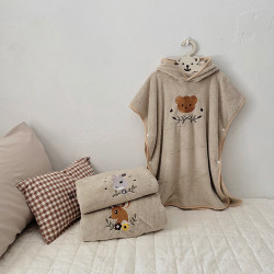 兒童浴巾帶帽鬥篷浴袍寶寶洗澡小孩浴袍珊瑚絨速乾吸水可穿式浴巾