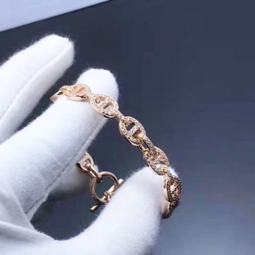 1新款豬鼻子手鏈女小衆滿鑽銀輕奢精緻設計感百搭氣質ot釦手鐲 1新款豬鼻子手鏈女小衆滿鑽銀輕奢精緻設計感百搭氣質ot釦手鐲