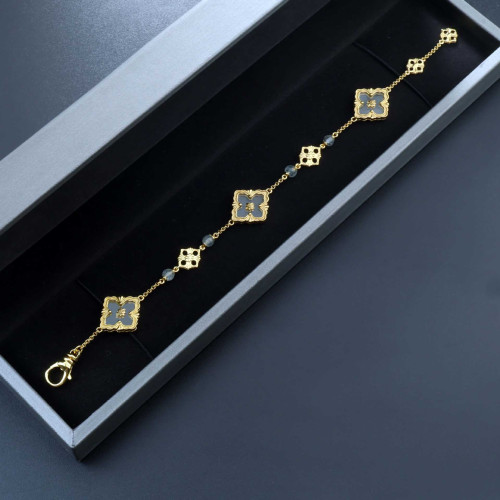 意大利布契四葉草單花三花手鏈女復古宮廷天河石貝母拉絲五花手飾