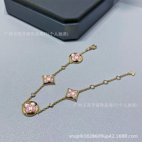 新款高版本驢家圓形菱形五花白貝母手鏈V金厚鍍18k金女士手鏈 新款高版本驢家圓形菱形五花白貝母手鏈V金厚鍍18k金女士手鏈