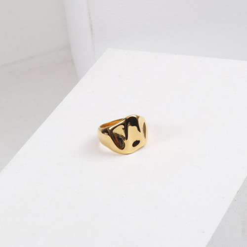 熔巖 鈦鋼電鍍18k金戒指 鏤空破壞冷淡風設計感異形紋理 熔巖 鈦鋼電鍍18k金戒指 鏤空破壞冷淡風設計感異形紋理