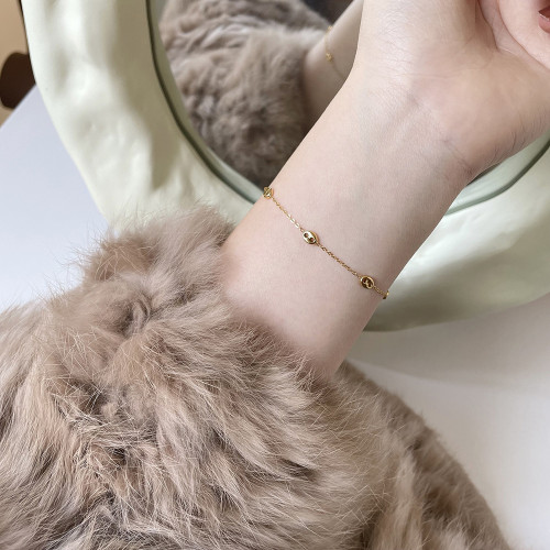 SL107 歐美簡約保色手鏈 鈦鋼O字鏈豬鼻鏈條首飾 鍍金保色好 SL107 歐美簡約保色手鏈 鈦鋼O字鏈豬鼻鏈條首飾 鍍金保色好