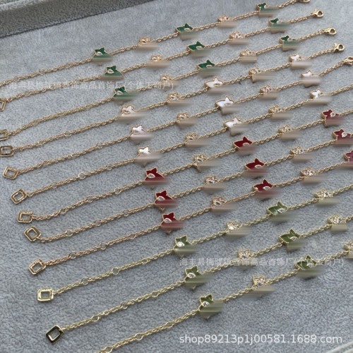 常青藤系列帶鑽五葉手鏈簡約百搭輕奢獨特楓葉設計感 常青藤系列帶鑽五葉手鏈簡約百搭輕奢獨特楓葉設計感