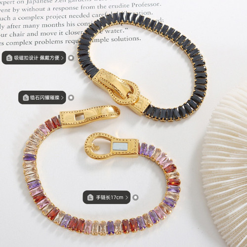 歐美輕奢七種彩鋯石雙面吸鐵釦設計吸合手鏈鈦鋼鍍金四角釦手飾品