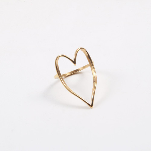 鏤空大桃心戒指 鈦鋼電鍍18k金