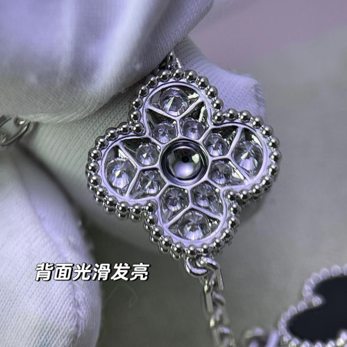 五花手鏈間鑽熊貓款V金cnc高版本鍍18k白金瘦花花朵鏈條時尚通勤