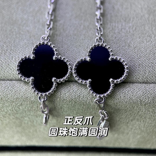 五花手鏈間鑽熊貓款V金cnc高版本鍍18k白金瘦花花朵鏈條時尚通勤