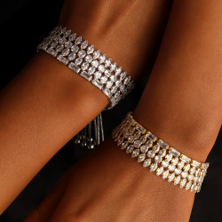 粵飾 輕奢滿鑽自由調節幾何形鋯石手鏈鈦鋼18K金華麗質感曡戴手環