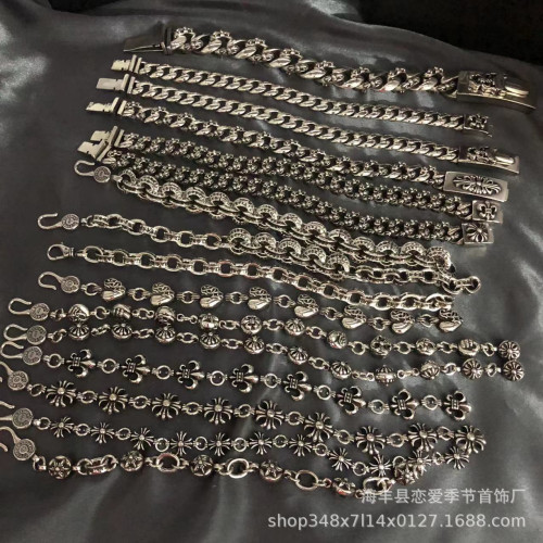 克羅伈手鏈S925標純銀寶劍十字花男女手飾歐美復古情侶匕首鏈子 克羅伈手鏈S925標純銀寶劍十字花男女手飾歐美復古情侶匕首鏈子