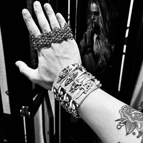 克羅心手鏈龐克十字架滿花霸氣做舊寶劍嘻哈搖滾時尚粗手鏈男士款