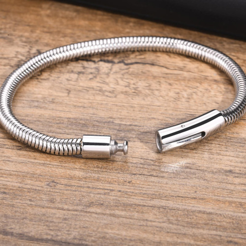 不鏽鋼按釦圓蛇鏈粗手鏈男士時尚飾品 首飾 泉谿水 BR-1857