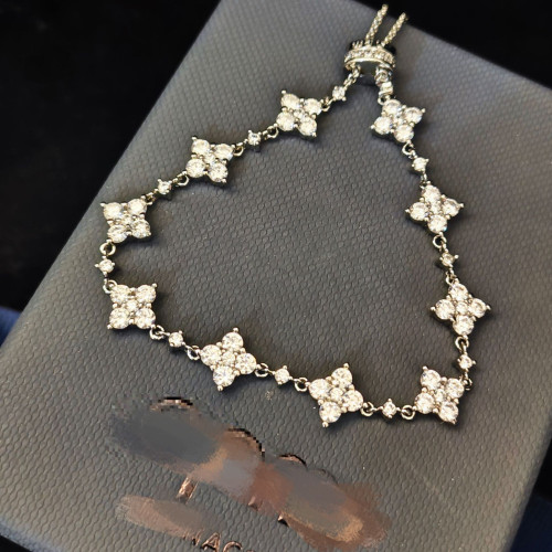 高級感女款精緻四葉草鋯石爆閃曡戴輕奢可調節手鏈女式飾品