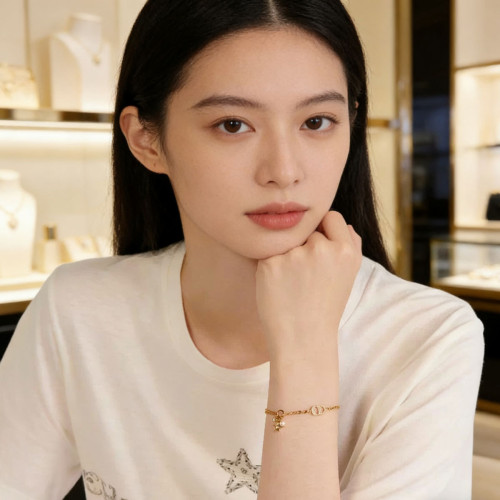 實拍新款高品質字母豬鼻子珍珠手鏈女滿鑽星星手飾女