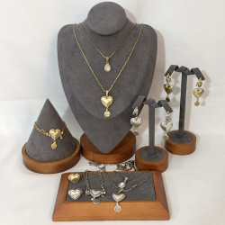 鬼才麥家新款心形雙層手鏈女高級感個性氣質龐克風愛心印章手環