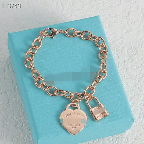 蒂家心形英文吊牌情侶手鏈愛心OT釦藍色琺瑯桃心圈手飾琺瑯工藝