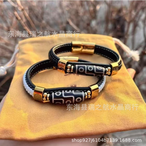 北京藏式手鏈皮質九眼天珠平安手環民族風男女情侶手串 北京藏式手鏈皮質九眼天珠平安手環民族風男女情侶手串