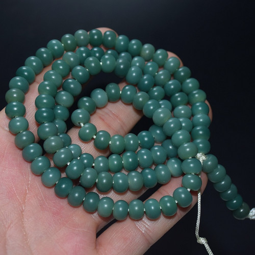 一手 墨綠翡翠綠菩提根 108顆隂皮菩提根桶珠 蘋果珠 一手 墨綠翡翠綠菩提根 108顆隂皮菩提根桶珠 蘋果珠