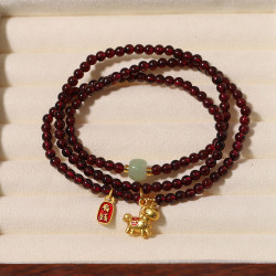 純天然石榴石手串三圈生肖馬手鏈女款和田玉路路通天然石水晶