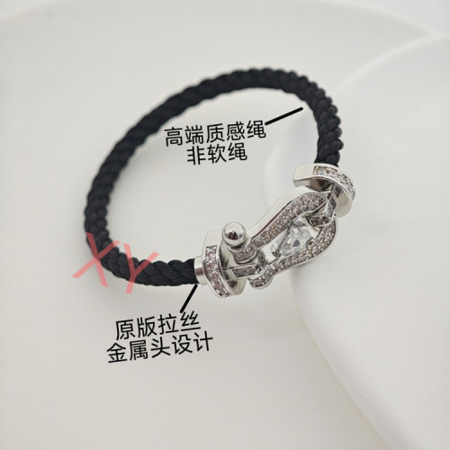 新款費雷德大號滿鑽馬蹄釦紅繩高版本鑲鑽手鏈情侶手繩