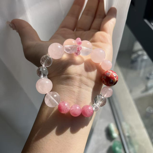 【粉面含春】天然大漆珠櫻花雨手串粉晶白水晶小衆設計溫柔百搭 【粉面含春】天然大漆珠櫻花雨手串粉晶白水晶小衆設計溫柔百搭