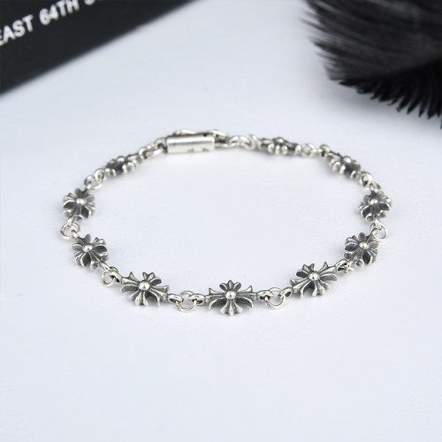 潮玩克羅伈手鏈復古粗字母手鏈骰子童軍花十字花滿花帶鑽金色