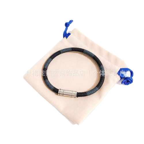 皮繩手鏈情侶經典老花色手鐲百搭時尚編織牛皮手環鈦鋼磁吸釦 皮繩手鏈情侶經典老花色手鐲百搭時尚編織牛皮手環鈦鋼磁吸釦