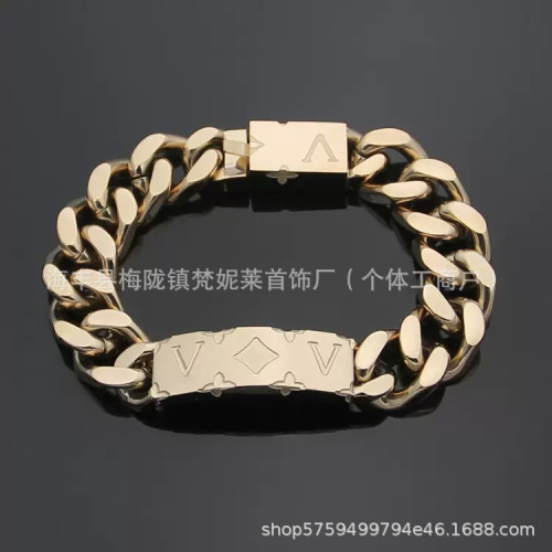 鈦鋼牛仔驢家手鏈時尚古巴雕刻花字母設計男士歐美手鏈