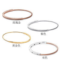 潘家多拉鍍925銀色手鐲Signature系列Pavé密鑲經典D手鐲高級手環
