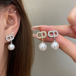 甜貴千金CD字母微鑲鋯石珍珠925銀針高級感氣質輕奢耳釘獨特耳飾