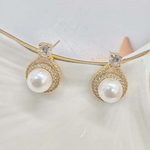 珍珠耳釘女小衆設計高級感耳環925銀針輕奢微鑲鋯石氣質耳飾 珍珠耳釘女小衆設計高級感耳環925銀針輕奢微鑲鋯石氣質耳飾