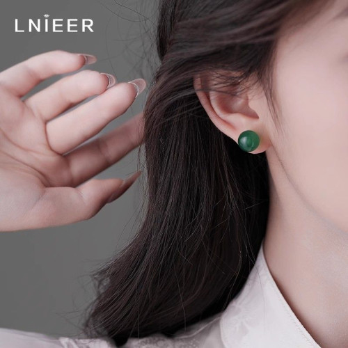 925純銀天然綠瑪瑙養耳洞耳釘新中式高級感翡翠色耳環；