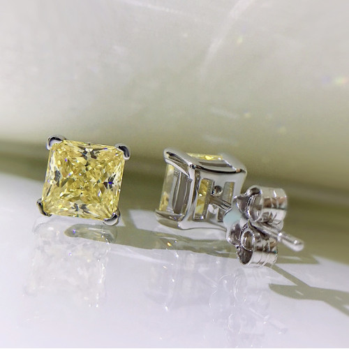 卓之凡新款高碳鑽925銀耳釘豔粉鑽簡約ins公主方6*6m冰花切耳飾女